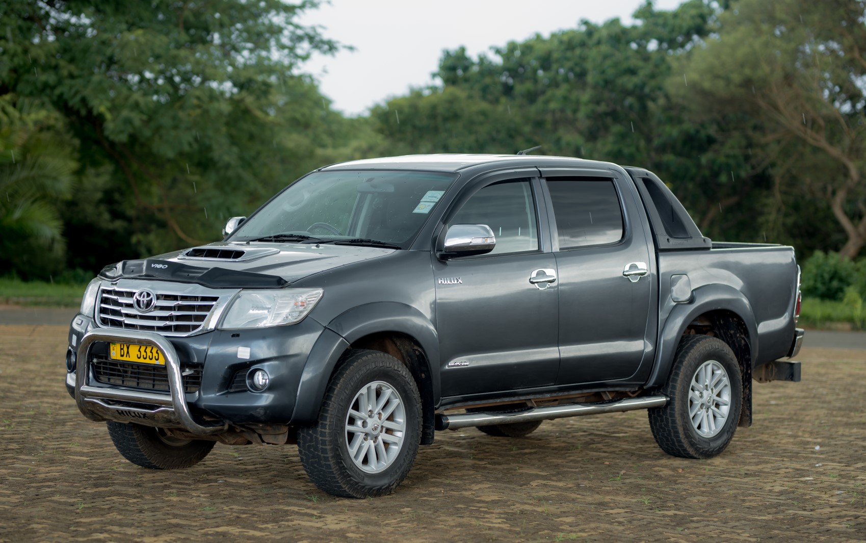 Klassiq SUV Hilux