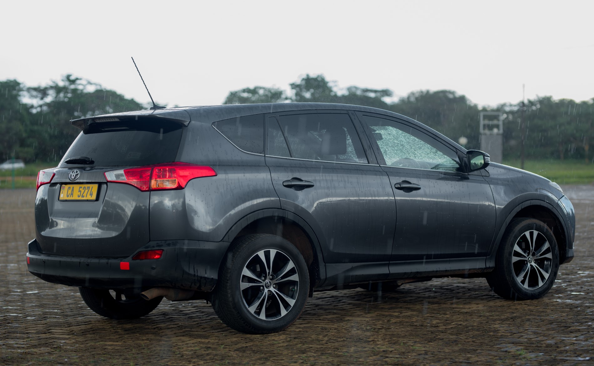 Klassiq SUV RAV 4